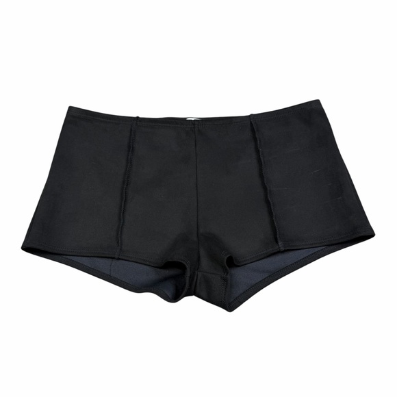 Cherry Mellow Pants - Cherry Mellow Black Faux Suede Mid Rise Hot Shorts - Size Large